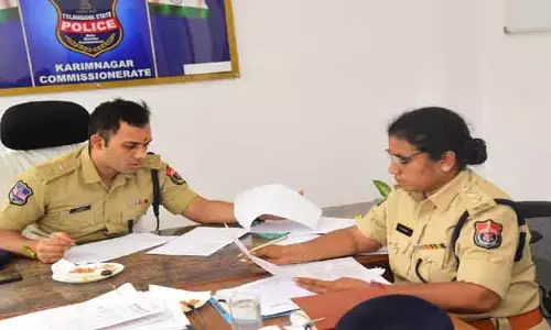 చీటింగ్ బాధితులకు న్యాయం చేయండి