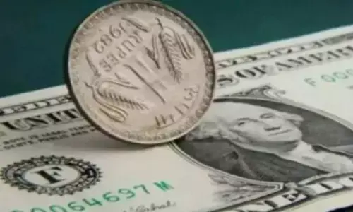 Rupee: రికార్డు కనిష్టానికి రూపాయి