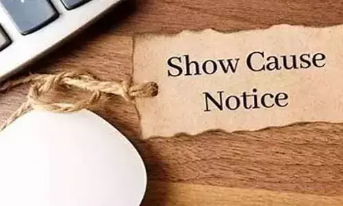 స‌ర్పంచ్, పంచాయ‌తీ కార్య‌ద‌ర్శికి షోకాజ్ నోటీసులు