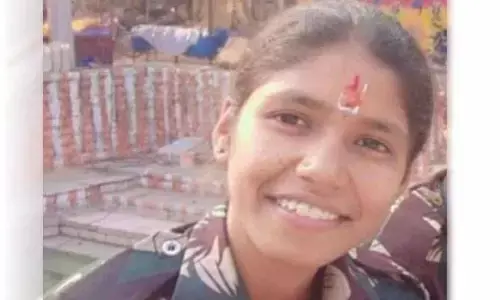 అన్న ప్రేమ వ్య‌వ‌హారంలో చిక్కుకుని మ‌హిళా కానిస్టేబుల్ ఆత్మ‌హ‌త్య