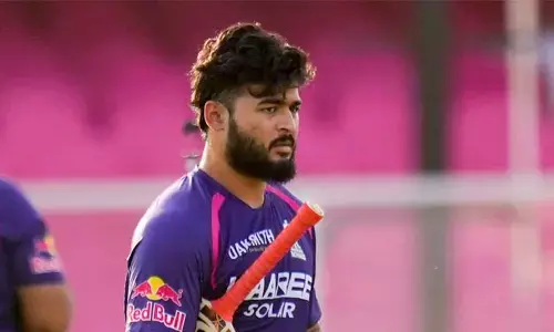 ఆ లొసుగుతో కేవలం ఫైన్‌తో బయటపడిన రియాన్ పరాగ్.. అప్పుడే అయిపోలేదని బీసీసీఐ వార్నింగ్