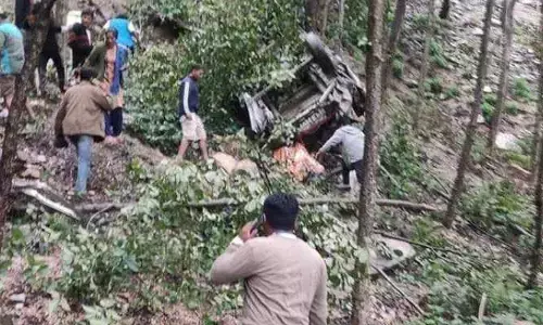 నేపాల్‌లో ఘోర ప్రమాదం.. 17 మంది మృతి!