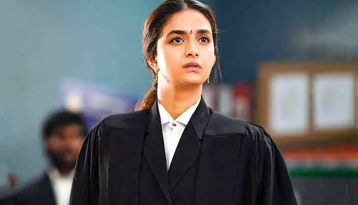 ఇప్పుడు అంతా ఆమె వంతు.. సెకండ్ లుక్తో మూవీపై భారీ హైప్ ఇప్పుడు అంతా ఆమె వంతు.. సెకండ్ లుక్తో మూవీపై భారీ హైప్