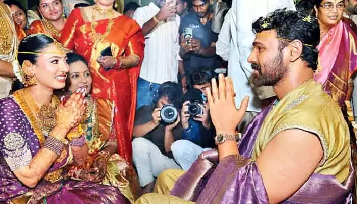 అప్పుడే భార్య ముందు ఓడిపోయిన సాయి శ్రీనివాస్ బెల్లంకొండ.. నెట్టింట క్యూట్ వీడియో వైరల్ అప్పుడే భార్య ముందు ఓడిపోయిన సాయి శ్రీనివాస్ బెల్లంకొండ.. నెట్టింట క్యూట్ వీడియో వైరల్