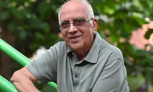 అలాంటి వారు అసలు ఫిల్మ్ మేకర్‌గా పనికిరారు.. సింగీతం శ్రీనివాస్ కీలక వ్యాఖ్యలు