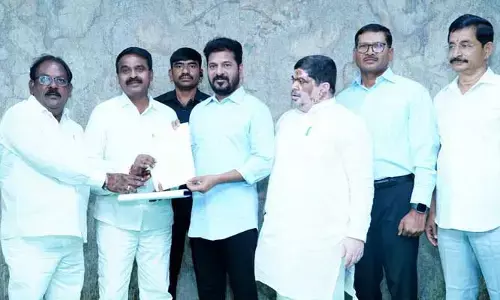ఒక్క డ్రైవ‌ర్‌ కూడా ఉద్యోగం నుంచి తొల‌గించం.. ఆర్టీసీ కార్మీకులకు సీఎం రేవంత్ హామీ