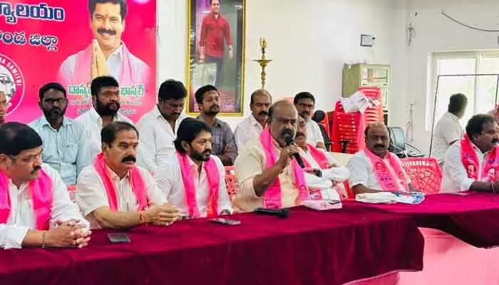 రైతులను మోసం చేసిన రేవంత్ సర్కార్ : ఎమ్మెల్సీ సిరికొండ మధుసూదనా చారి రైతులను మోసం చేసిన రేవంత్ సర్కార్ : ఎమ్మెల్సీ సిరికొండ మధుసూదనా చారి