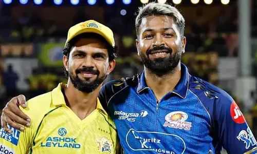 టాస్ గెలిచి బ్యాటింగ్ ఎంచుకున్న ముంబై.. రోహిత్, ధోని ఎంట్రీపై క్లారిటీ
