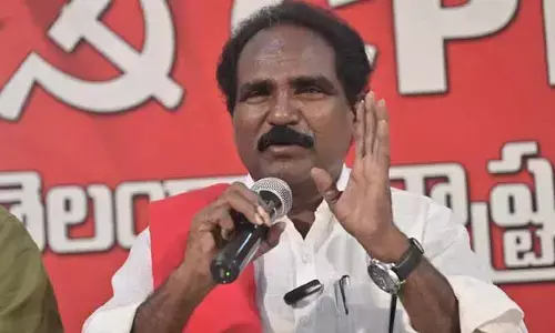 మే 11న జిల్లా కలెక్టర్ కార్యాలయాల వద్ద ధర్నా: జాన్ వెస్లీ
