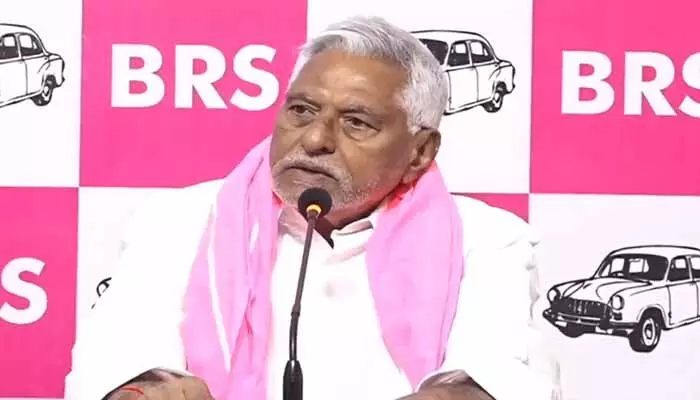 సీఎం రేవంత్ రెడ్డికి నిరుపేద వర్గాలు అంటే కక్ష: జీవన్ రెడ్డి సీఎం రేవంత్ రెడ్డికి నిరుపేద వర్గాలు అంటే కక్ష: జీవన్ రెడ్డి