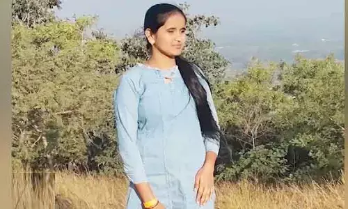 రంగారెడ్డి జిల్లాలో తీవ్ర విషాదం.. బీటెక్ విద్యార్థిని బలవన్మరణం