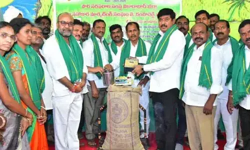 ‘రైతులకు అండగా ఉంటాం’: ఎమ్మెల్యే