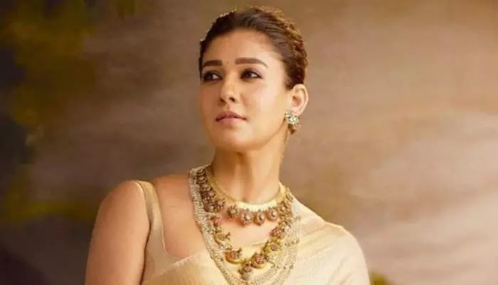 Nayanatara: టాలీవుడ్లో ఆ హీరో ఎంతో స్పెషల్.. అతను లేకుంటే కెరీర్ కష్టంగా ఉండేది Nayanatara: టాలీవుడ్లో ఆ హీరో ఎంతో స్పెషల్.. అతను లేకుంటే కెరీర్ కష్టంగా ఉండేది