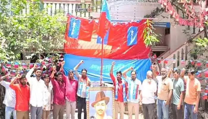 నిరుద్యోగ సంక్షోభంపై సమగ్ర మార్పులు అవసరం : ఏఐవైఎఫ్ నిరుద్యోగ సంక్షోభంపై సమగ్ర మార్పులు అవసరం : ఏఐవైఎఫ్