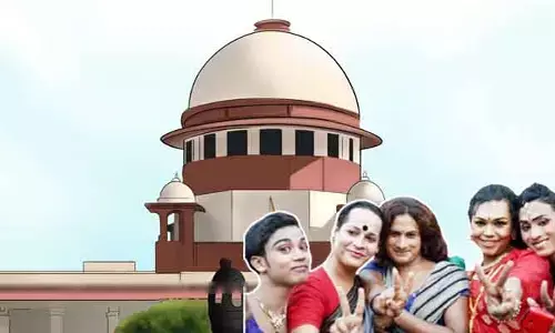 ట్రాన్స్‌జెండర్ల హక్కులపై సుప్రీంకోర్టు కీలక నిర్ణయం: కేంద్ర, రాష్ట్ర ప్రభుత్వాలకు నోటీసులు