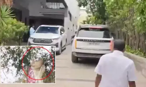 అసెంబ్లీ ఎన్నికల్లో టీవీకే భారీ విజయం.. విజయ్ నివాసానికి చేరుకున్న త్రిష