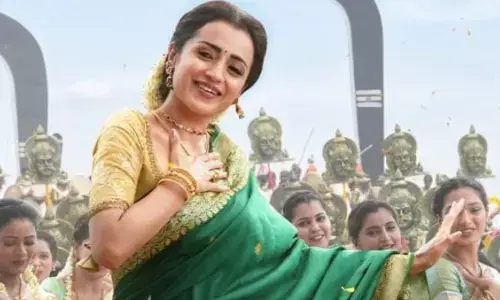 కరుప్పు నుండి త్రిష స్పెషల్ పోస్టర్