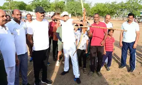 విద్యార్థి దశలోనే వ్యాయామానికి ప్రాధాన్యత ఇవ్వాలి..
