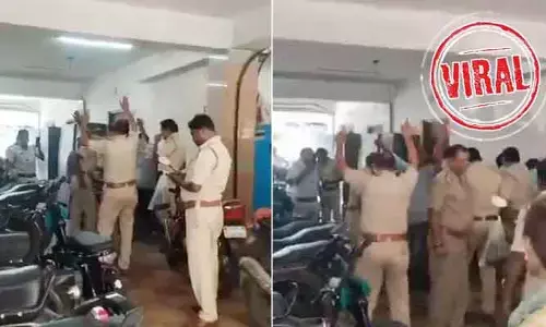 భవానీపూర్‌లో మమతా బెనర్జీ ఓటమి.. డ్యాన్స్ చేస్తూ పోలీసుల సంబురాలు (వైరల్)