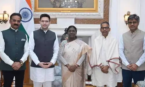 రాష్ట్రపతిని కలిసిన రాఘవ్ చద్దా.. పంజాబ్ ప్రభుత్వంపై ఫిర్యాదు!