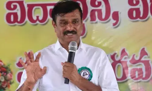‘పాఠశాలల అభివృద్ధి ప్రతి ఒక్కరి బాధ్యత’: ఎమ్మెల్యే