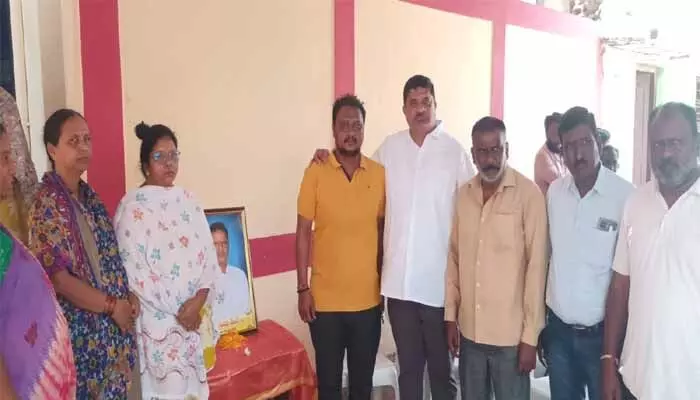 లింగంపల్లి శేఖర్ మృతి బాధాకరం లింగంపల్లి శేఖర్ మృతి బాధాకరం