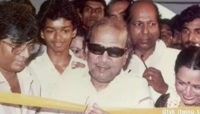 కరుణానిధి కలలో కూడా అనుకోలేదేమో... కరుణానిధి కలలో కూడా అనుకోలేదేమో...