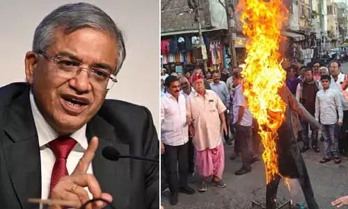 బెంగాల్‌లో హింసపై సీఈసీ సీరియస్.. కఠిన చర్యలకు ఆదేశం