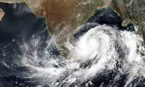 తెలుగు రాష్ట్రాల ప్రజలకు చల్లని కబురు.. బంగాళాఖాతంలో అల్పపీడనం
