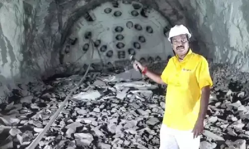 రాత్రంతా వెలిగొండ సొరంగంలోనే మంత్రి నిమ్మల..? చిక్కుకుపోయిన టీబీఎం మెషిన్‌ పరిశీలన