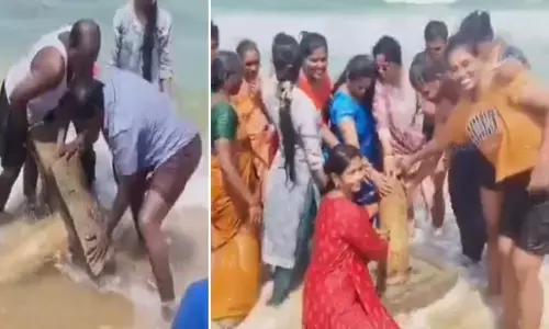 అరుదైన సంఘటన..! నెల్లూరు జిల్లాలో సముద్రం నుంచి బయటపడ్డ శివలింగం