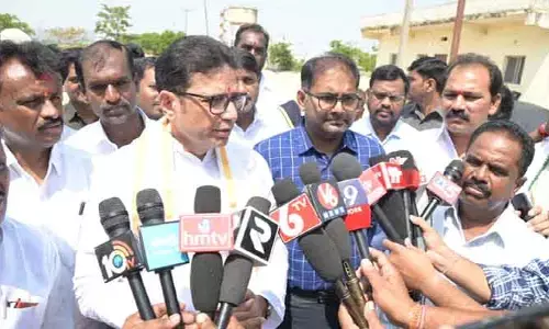 తడిసిన ధాన్యాన్ని కూడా మద్దతు ధరతో కొనుగోలు : మంత్రి  దుద్దిళ్ల శ్రీధర్ బాబు