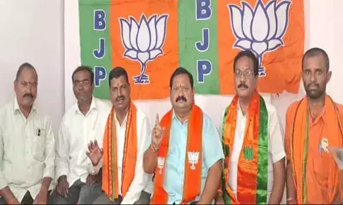హిందూ దేవుళ్లను అవమానించినందుకు మంత్రి కొండా సురేఖ రాజీనామా చేయాలి