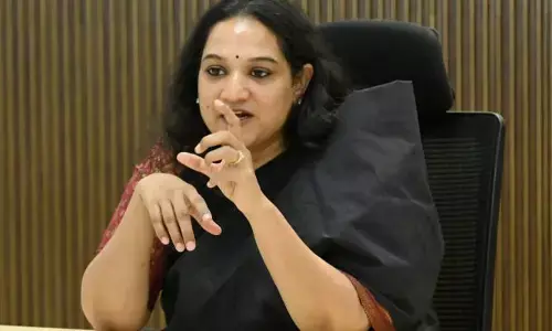 ప్రజల వద్దకు కమిషనర్.. 76వార్డుల్లో పర్యటించాలని ప్రణాళిక
