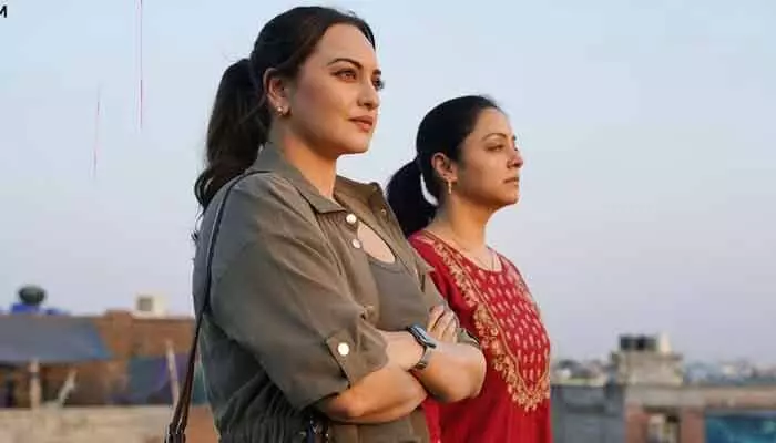సోనాక్షి సిన్హా న్యాయ పోరాటం.. డైరెక్ట్ ఓటీటీలోకి రాబోతున్న లీగల్ థ్రిల్లర్! సోనాక్షి సిన్హా న్యాయ పోరాటం.. డైరెక్ట్ ఓటీటీలోకి రాబోతున్న లీగల్ థ్రిల్లర్!