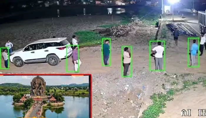నర్సీపట్నం సృష్టి క్షేత్రం వివాదం కేసు: ఇద్దరు వైసీపీ నేతల అరెస్ట్ నర్సీపట్నం సృష్టి క్షేత్రం వివాదం కేసు: ఇద్దరు వైసీపీ నేతల అరెస్ట్