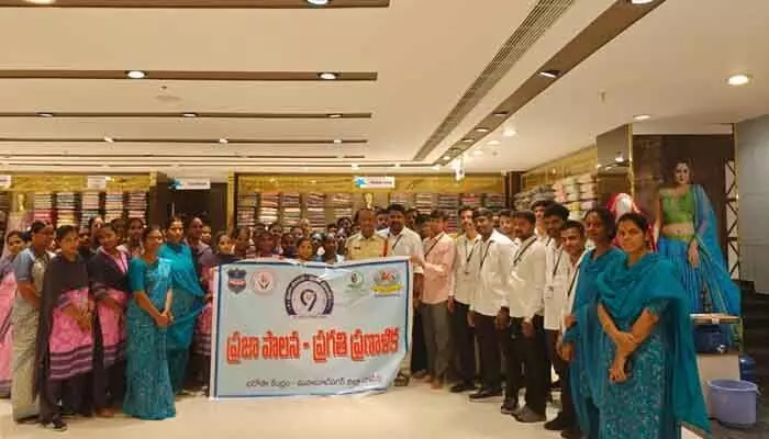 గ్రామాల్లో ప్రత్యేకంగా బాల పంచాయతీలు గ్రామాల్లో ప్రత్యేకంగా బాల పంచాయతీలు