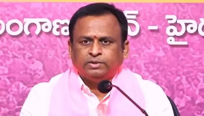 దమ్ముంటే రైతు డిక్లరేషన్ను అమలు చేసి చూపండి: గెల్లు శ్రీనివాస్ యాదవ్ దమ్ముంటే రైతు డిక్లరేషన్ను అమలు చేసి చూపండి: గెల్లు శ్రీనివాస్ యాదవ్