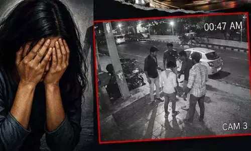 మహిళలకు భద్రత ఏది?  అర్ధరాత్రి ఆకతాయిల బరితెగింపు