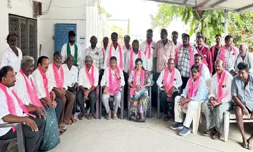 రైతు వ్యతిరేక ప్రభుత్వం మొద్దు నిద్ర వీడాలి :  మాజీ జడ్పీ చైర్మన్ కమల్ రాజ్