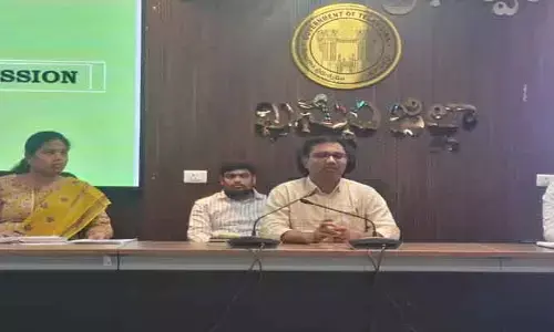 ఆసుప‌త్రుల్లో వైద్య సేవ‌ల‌తో పాటు ప‌రిపాల‌న పై వైద్యులు దృష్టి సారించాలి