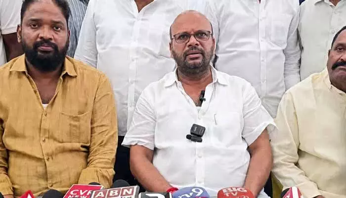 పిఠాపురంలో కమిటీ వేయమని నేనే అడిగా : SVSN వర్మ భావోద్వేగం పిఠాపురంలో కమిటీ వేయమని నేనే అడిగా : SVSN వర్మ భావోద్వేగం