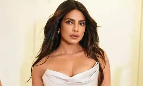 హాలీవుడ్ స్టార్ సరసన ప్రియాంక చోప్రాకు బంపర్ ఆఫర్.. క్రేజీ అప్డేట్‌తో సోషల్ మీడియాలో షేక్