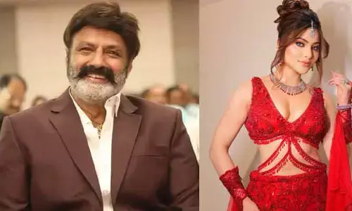 బాలయ్యతో అలా చేస్తేనే అసలైన కిక్ అంటున్న హాట్ బ్యూటీ..  షాకింగ్ కామెంట్స్ వైరల్!