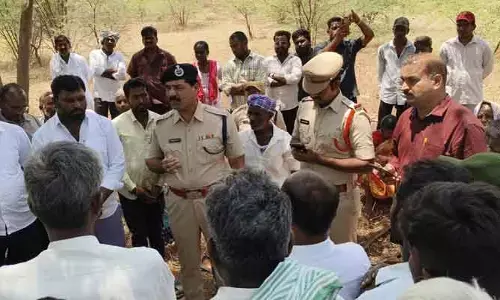 ‘కులం పేరుతో అవమానపర్చడం సమాజానికి మచ్చ’: ఏసీపీ