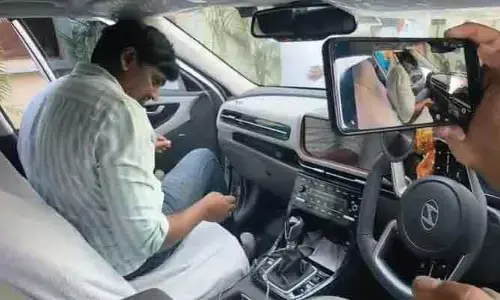 శంషాబాద్ తహసీల్దార్ కార్యాలయంలో ఏసీబీ తనిఖీలు