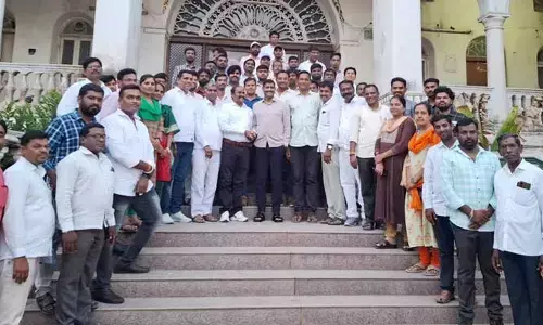 జీపీవోల సమస్యల పరిష్కరానికి కృషి చేస్తాం: ఉద్యోగుల జేఏసీ చైర్మన్ లచ్చిరెడ్డి హామీ