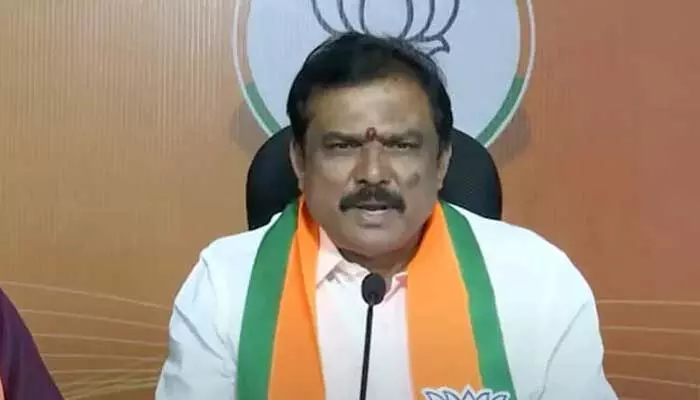 కరీంనగర్ బంద్ దేనికోసం? బీఆర్ఎస్ తీరుపై పాయల్ శంకర్ ధ్వజం కరీంనగర్ బంద్ దేనికోసం? బీఆర్ఎస్ తీరుపై పాయల్ శంకర్ ధ్వజం