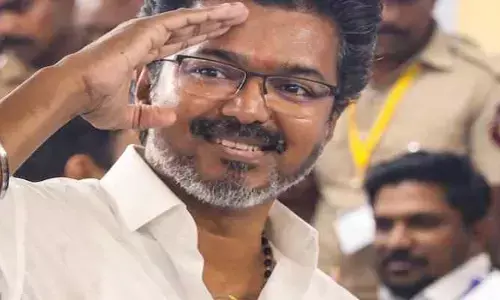 విజయ్ కు మరో షాక్.. TVKపై పోలీసులకు ఫిర్యాదు