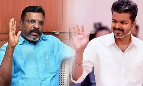 తమిళనాడు రాజకీయాల్లో హైడ్రామా కంటిన్యూ.. వీసీకే చీఫ్‌ను కలవనున్న విజయ్‌